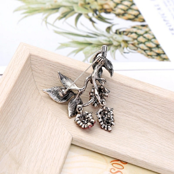 Pink Crystal Enamel Flower Vintage Silver Brooch - Picture 7 of 7